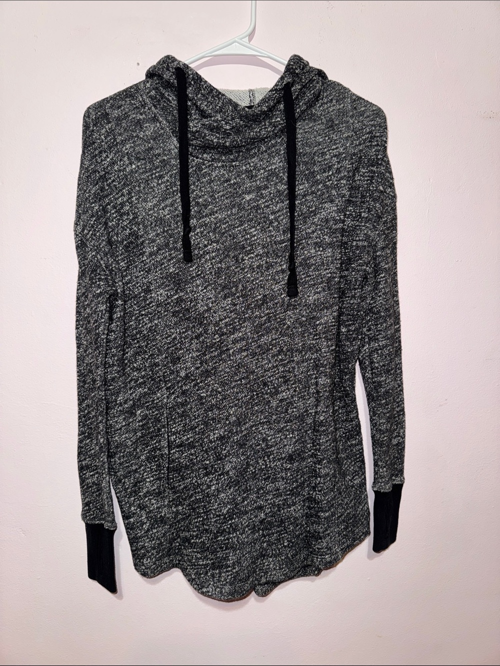 Mossimo Supply Co. Black and Gray Marled Hoodie